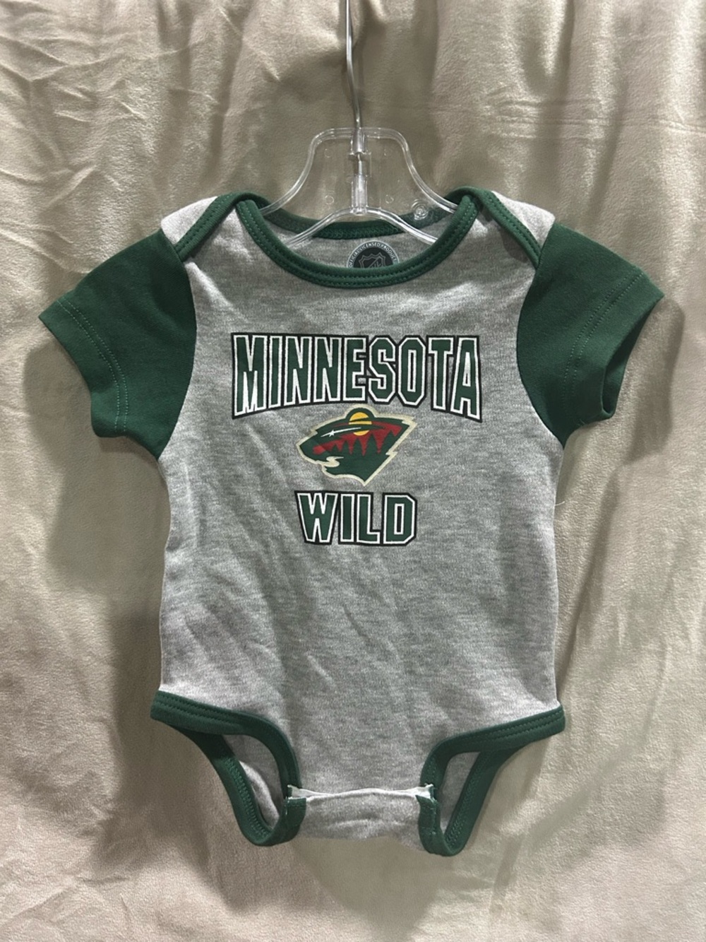 NHL Minnesota Wild‎ Infant Bodysuit - Gray & Green